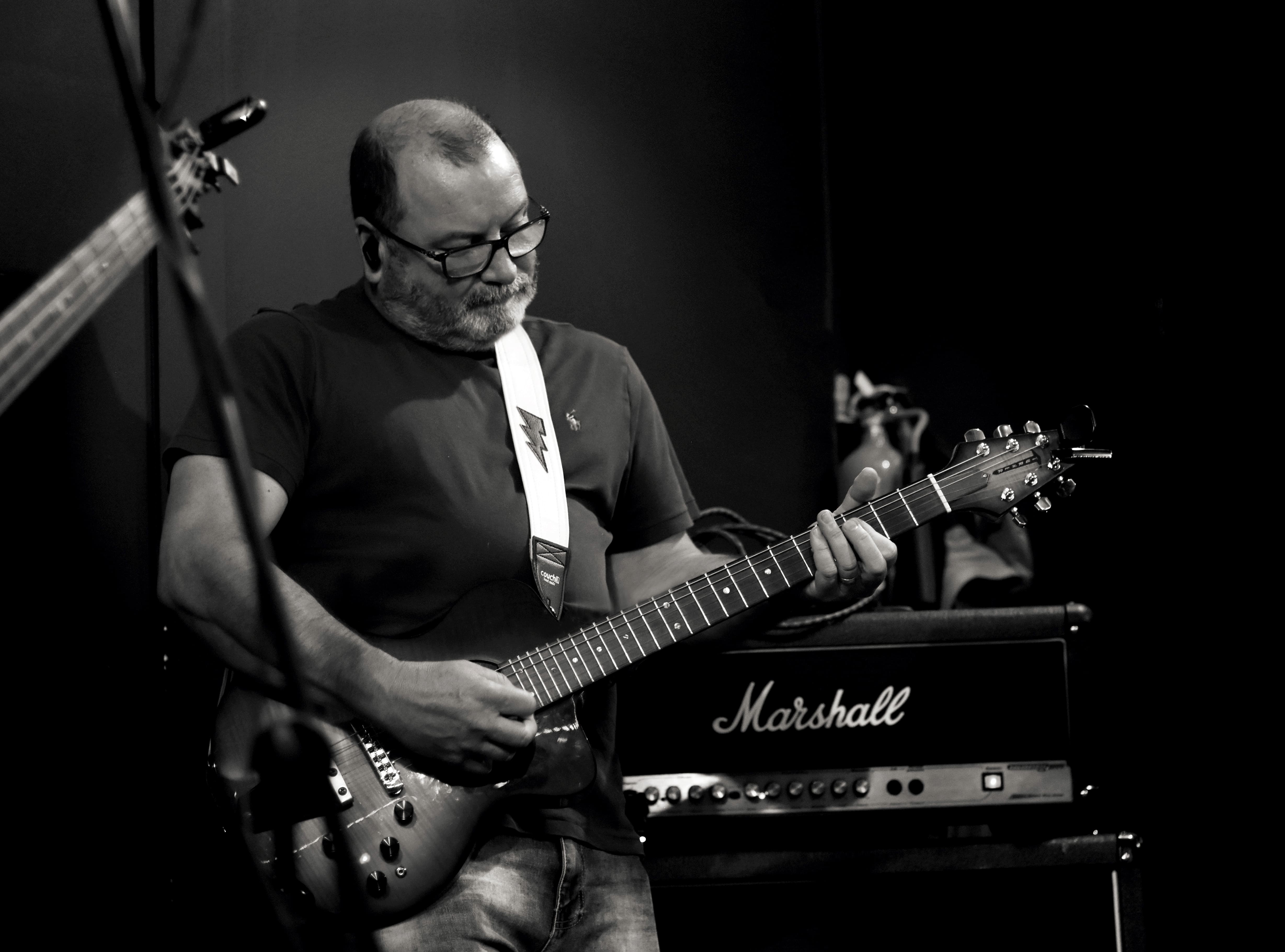Jim Ward, Lead guitar